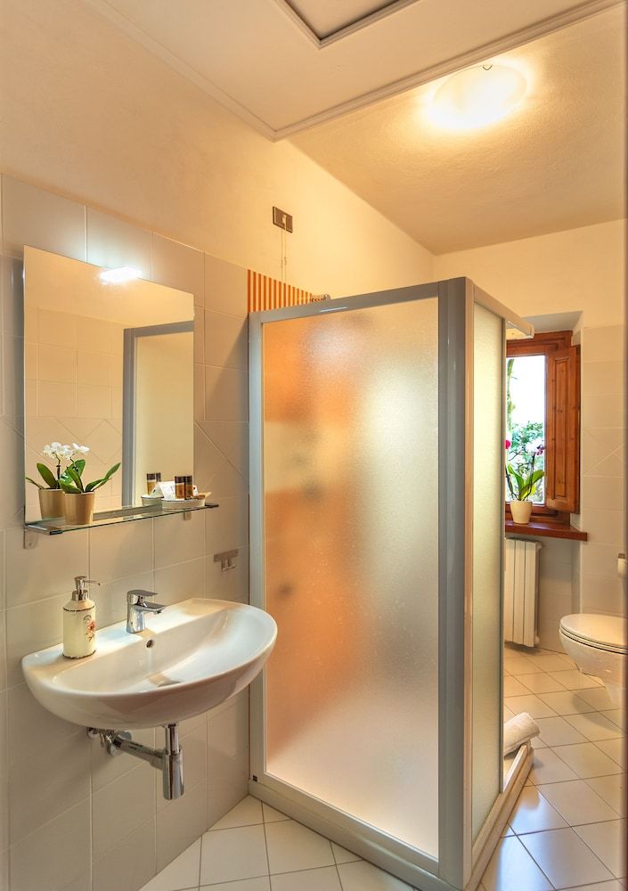 Villa Ricci Suites Family Suite, Connecting Rooms 11