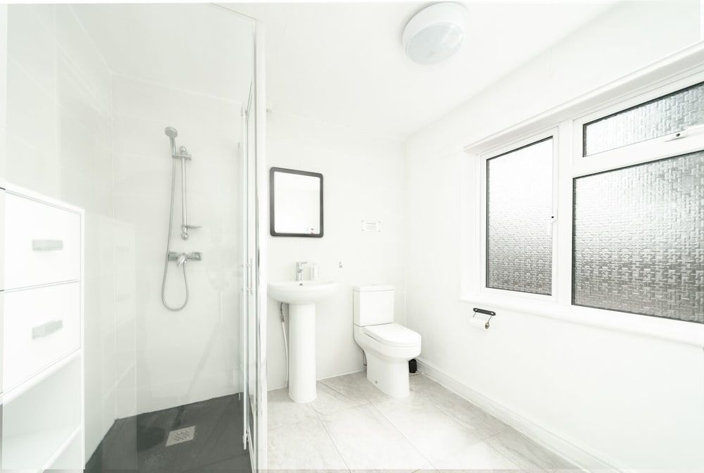 Eastwood Lodge Twin Room 4