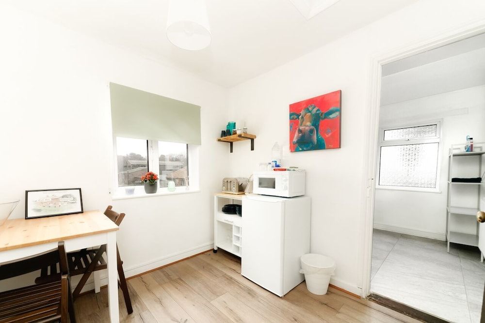 Eastwood Lodge Twin Room 3