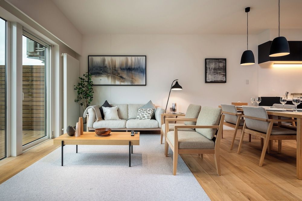 2 Bedroom Garden