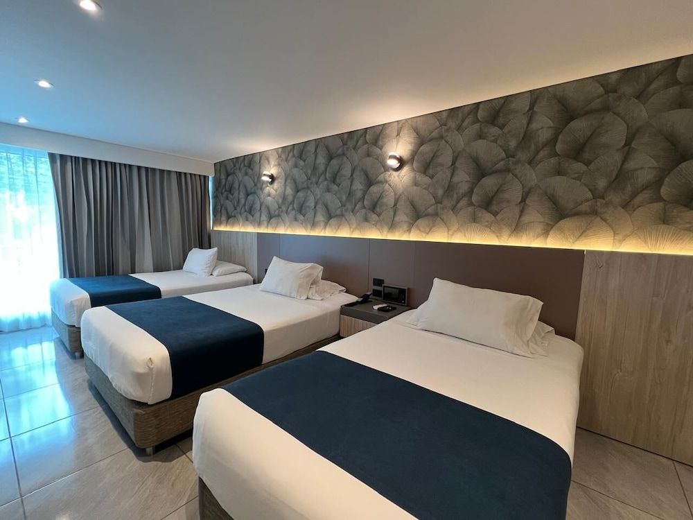 ZiOne Luxury Hotel Pereira Standard Triple Room 3