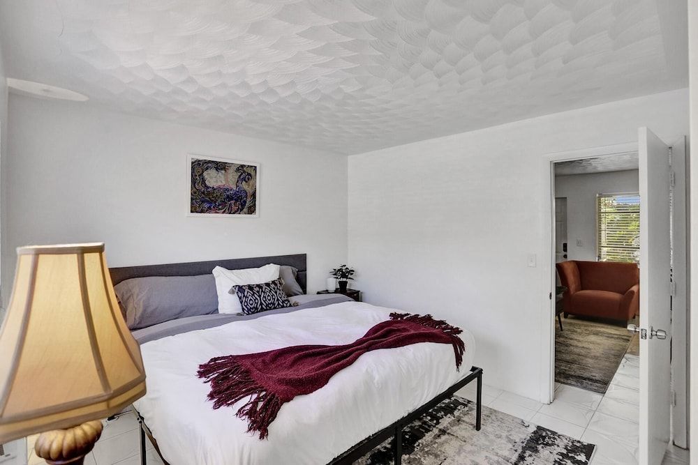 undefined Victoria Park Regency