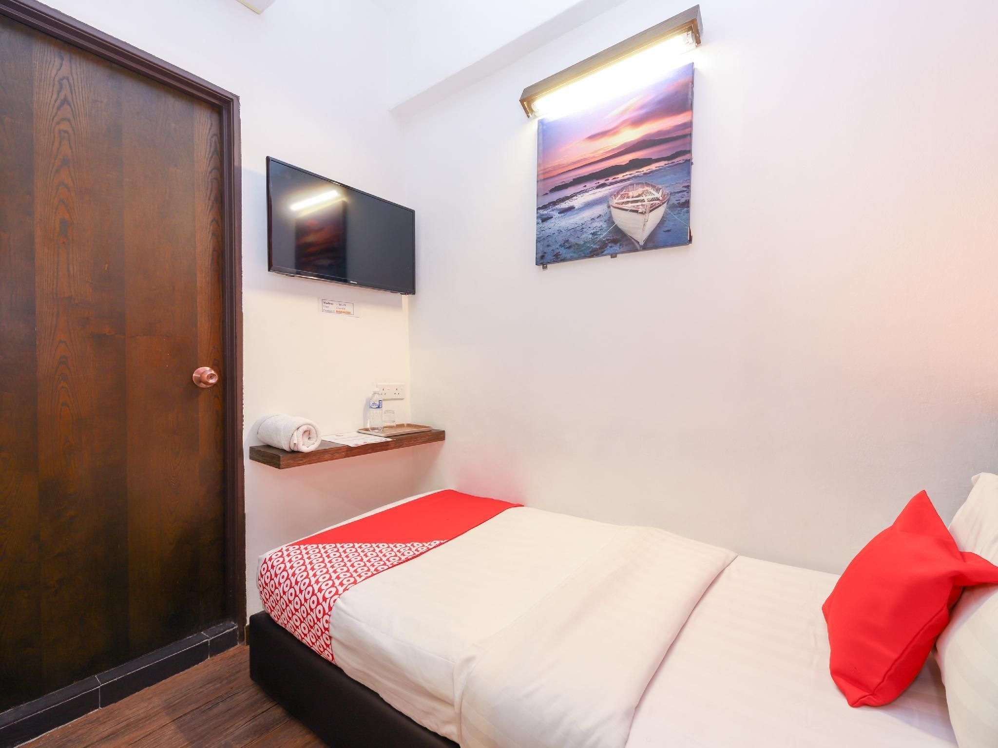 undefined Hotel O Madras 4