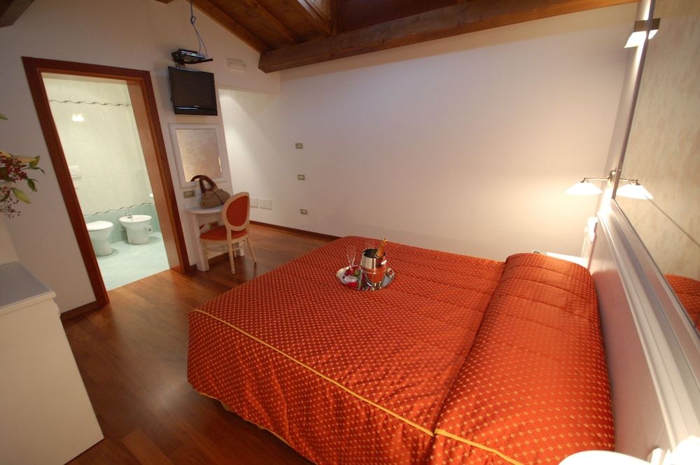 undefined Casanova FourRooms 6