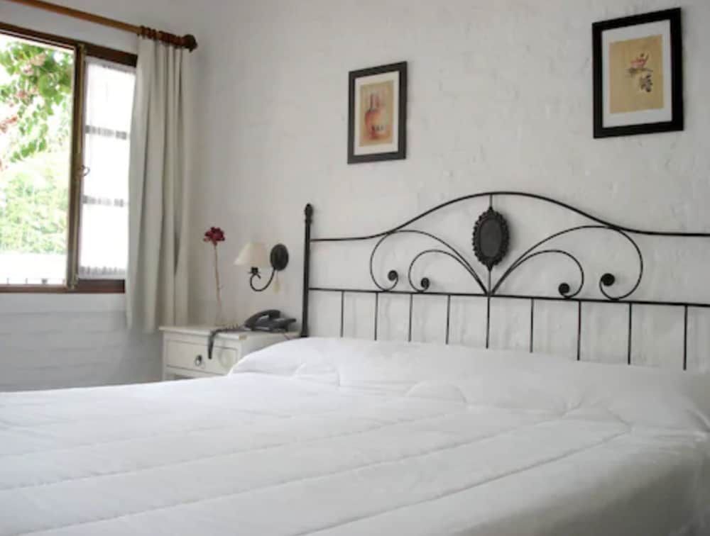 Don Antonio Posada Superior Double Room 5