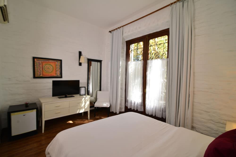 Don Antonio Posada Standard Room 2