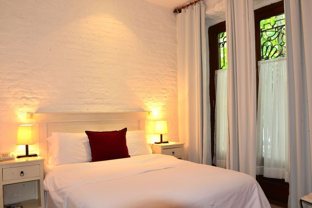 Don Antonio Posada Deluxe Double Room 3