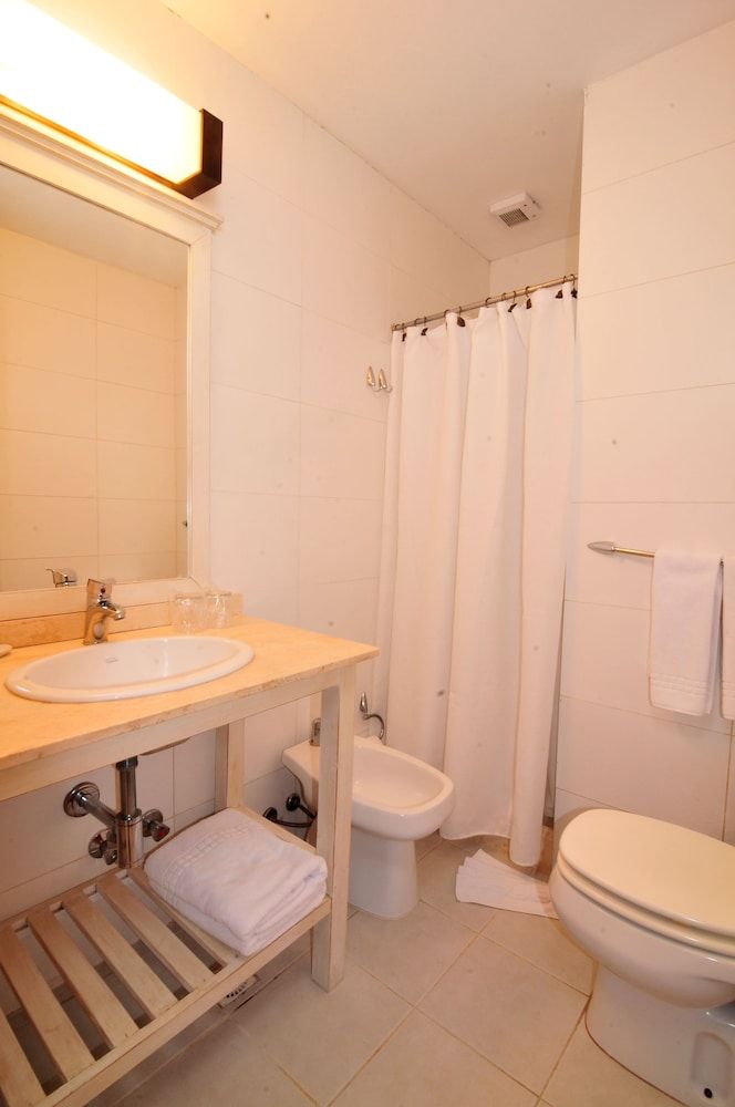 Don Antonio Posada Standard Room 4