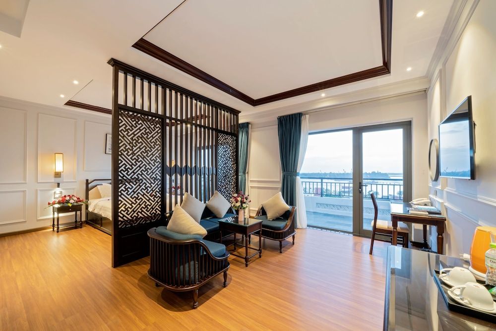undefined Eco Lux Riverside Hotel & Spa 4