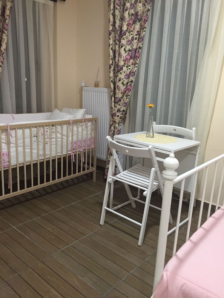 Ede Apart Hotel Exclusive Double Room, 1 Double Bed, Accessible, Garden View 2