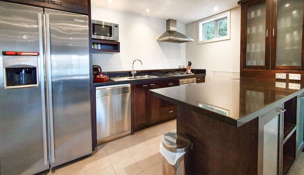 Lakefront Living - 4 Bedrm Apartmt Alpine Village Private 4 Bedroom Apartment 12