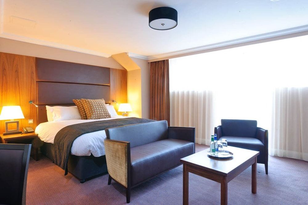 Junior Studio Suite