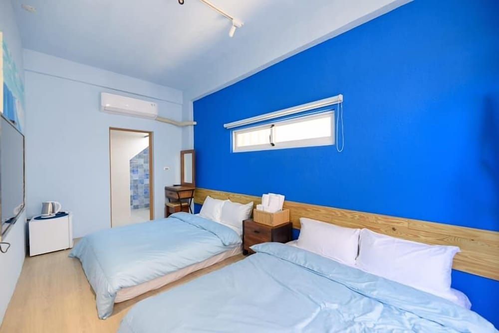 Summer Homestay Comfort Twin Room