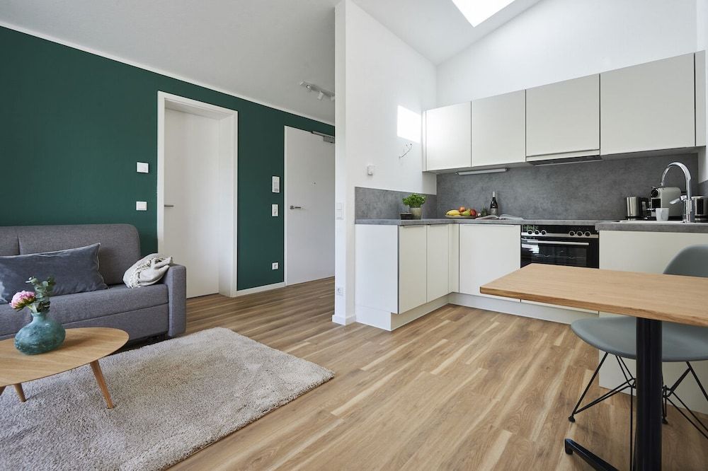 Boardinghome Oldenburg Design Apartment, 1 Bedroom, Balcony, Garden View (Apartment 13 - Green) 16