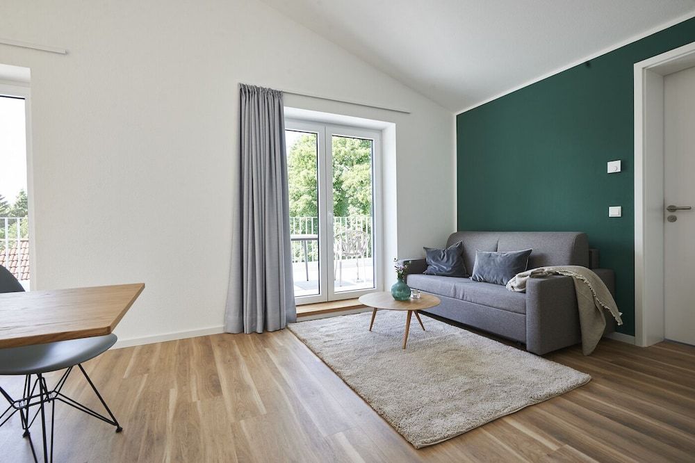 Boardinghome Oldenburg Design Apartment, 1 Bedroom, Balcony, Garden View (Apartment 13 - Green) 15