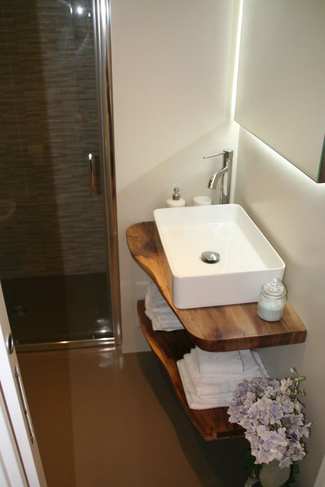 Edera e Camelie Basic Room 6