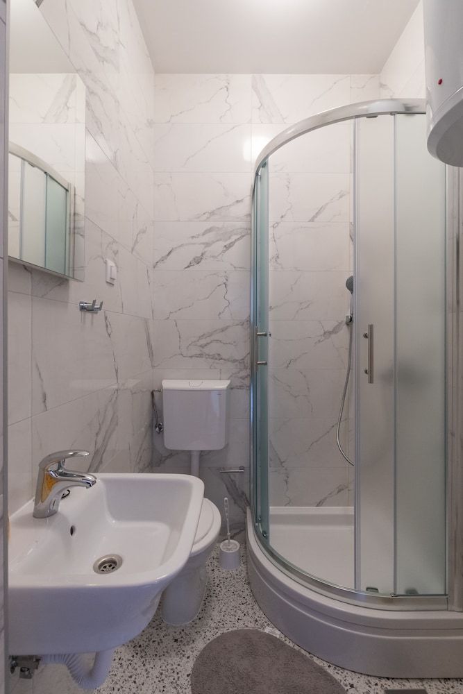 Studio Maha Studio (Studio Apartment) 17