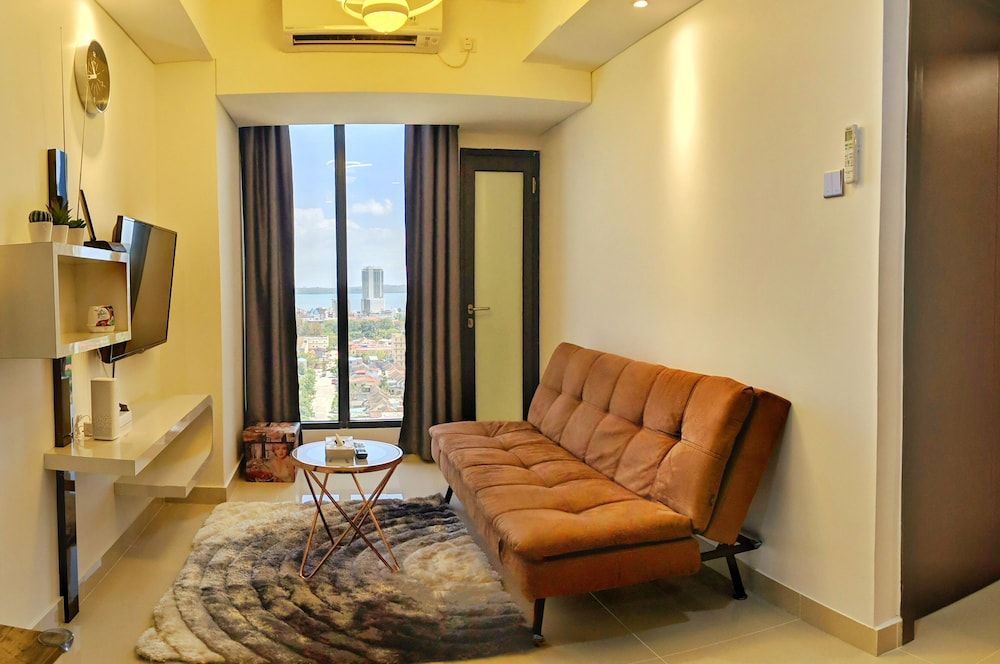 Lovina at Pollux Meisterstadt