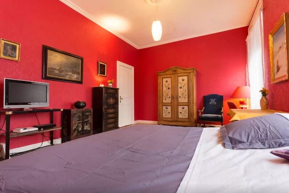 Chambre 2 à 4 personnes salle de bain séparée