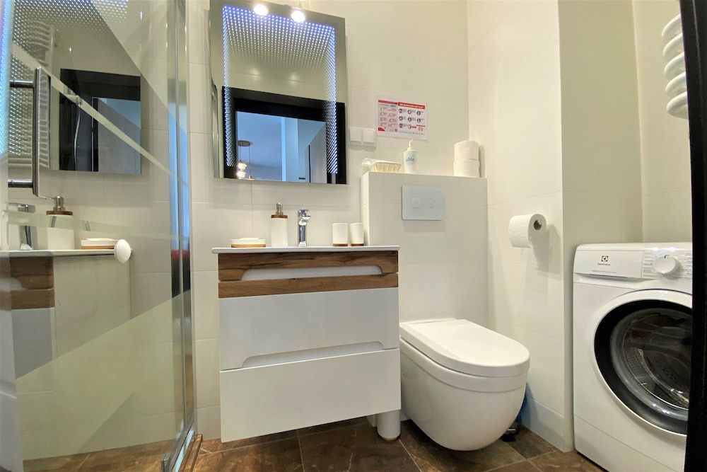 erApartments Mennica Residence Premium Apartment, 1 Bedroom, Balcony, City View 11