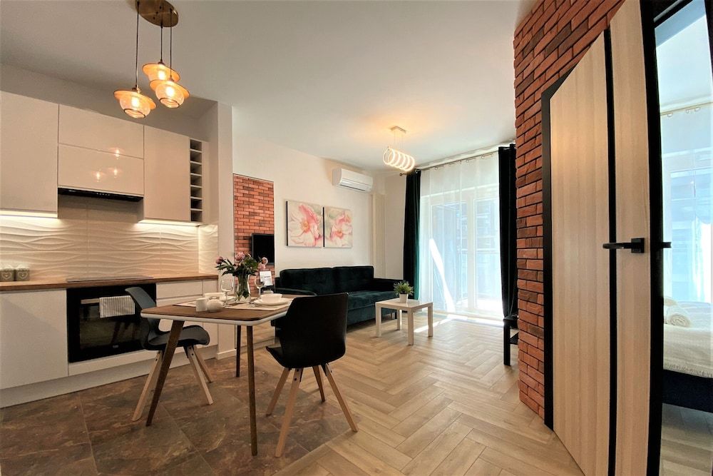 erApartments Mennica Residence Premium Apartment, 1 Bedroom, Balcony, City View 6