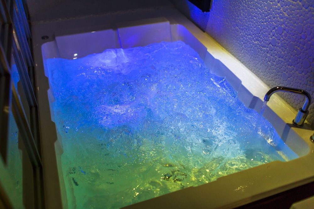 Jetted Tub