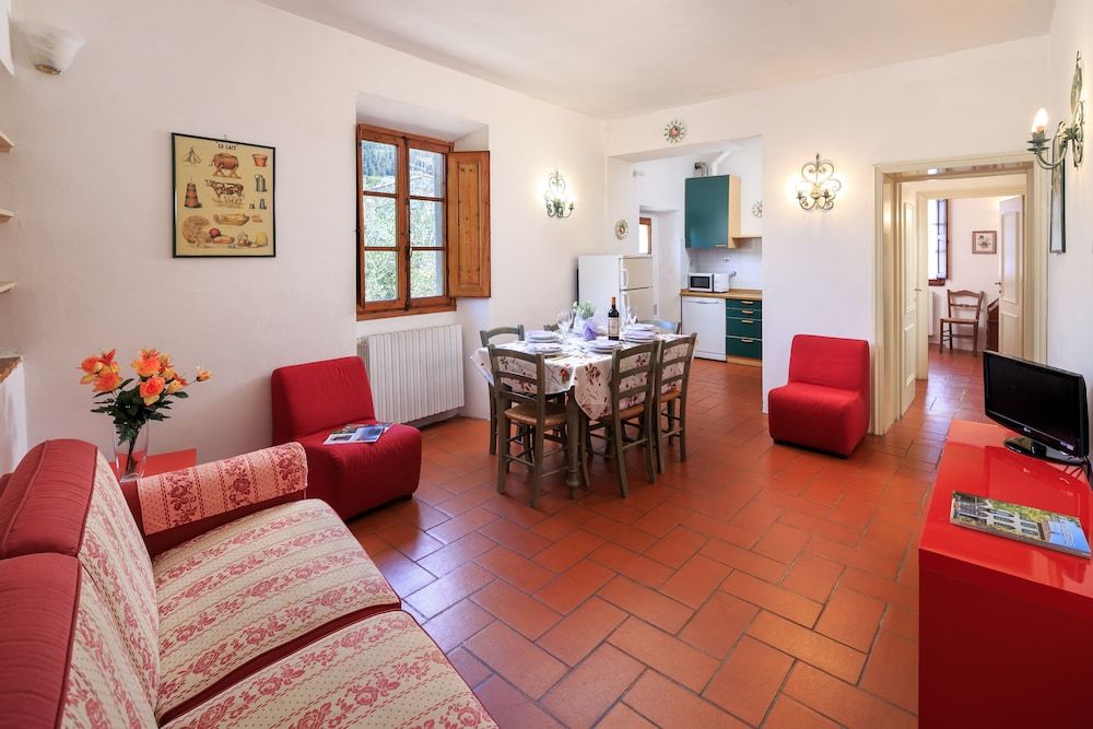 Comfort Apartment, 2 Bedrooms, Courtyard Area