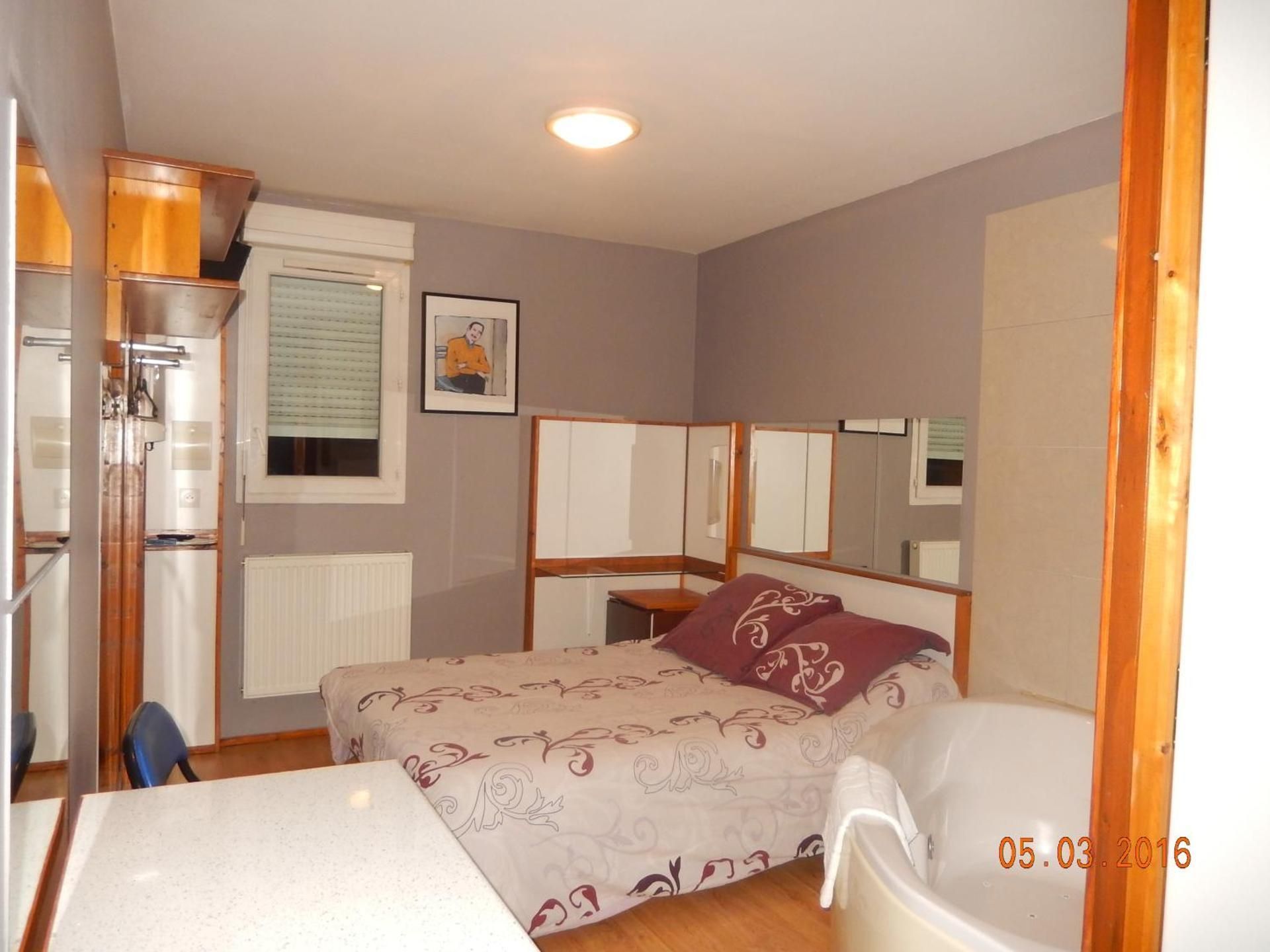 Double Room with Spa Bath