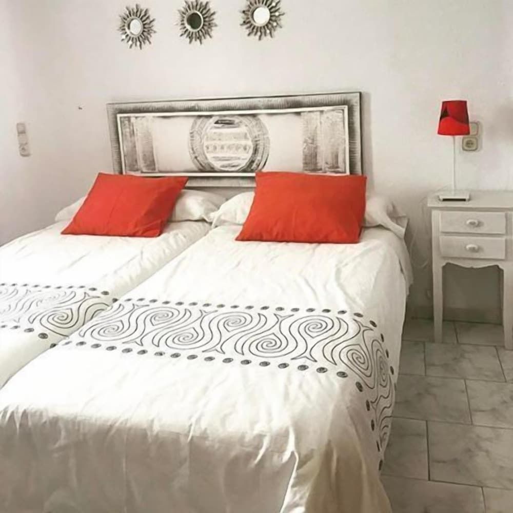 undefined Hostal Berlin 4