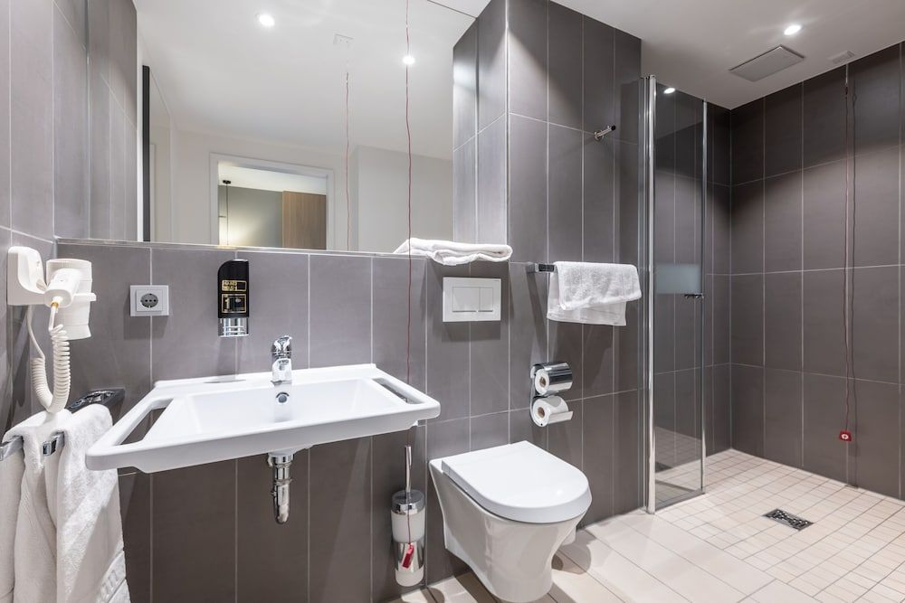 Serways Hotel Hösel Superior Double Room 17