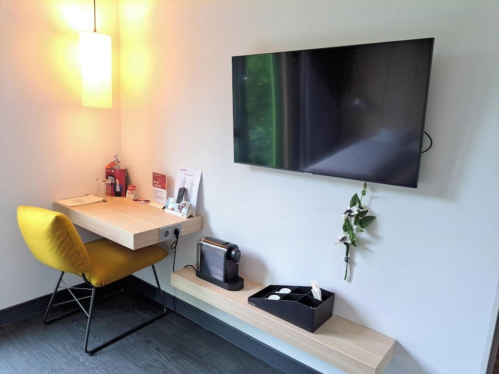 Serways Hotel Hösel Superior Double Room 21