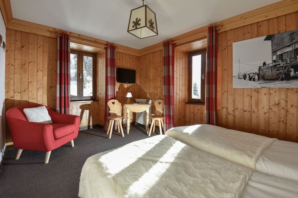 Classic Twin Room