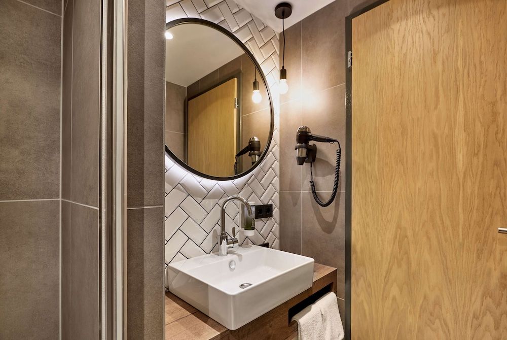 H2 Hotel Mainz Quadruple Room 4