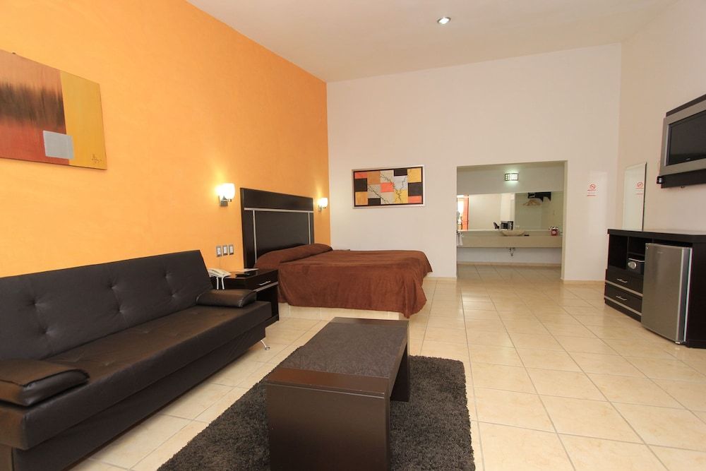 Hotel 5inn Junior Double or Twin Room