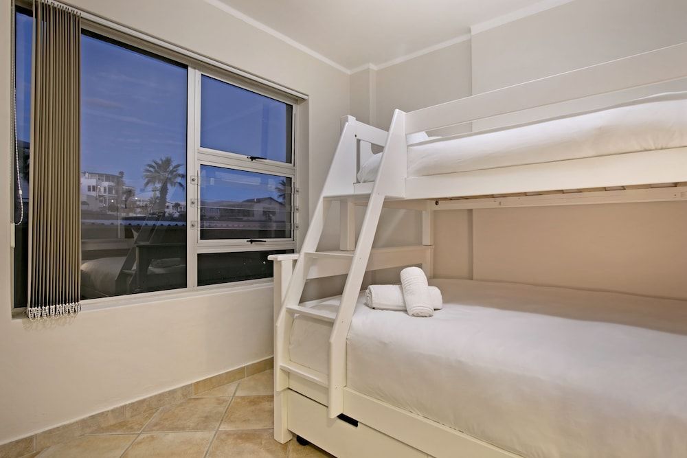 undefined Kite View at The Bay 4