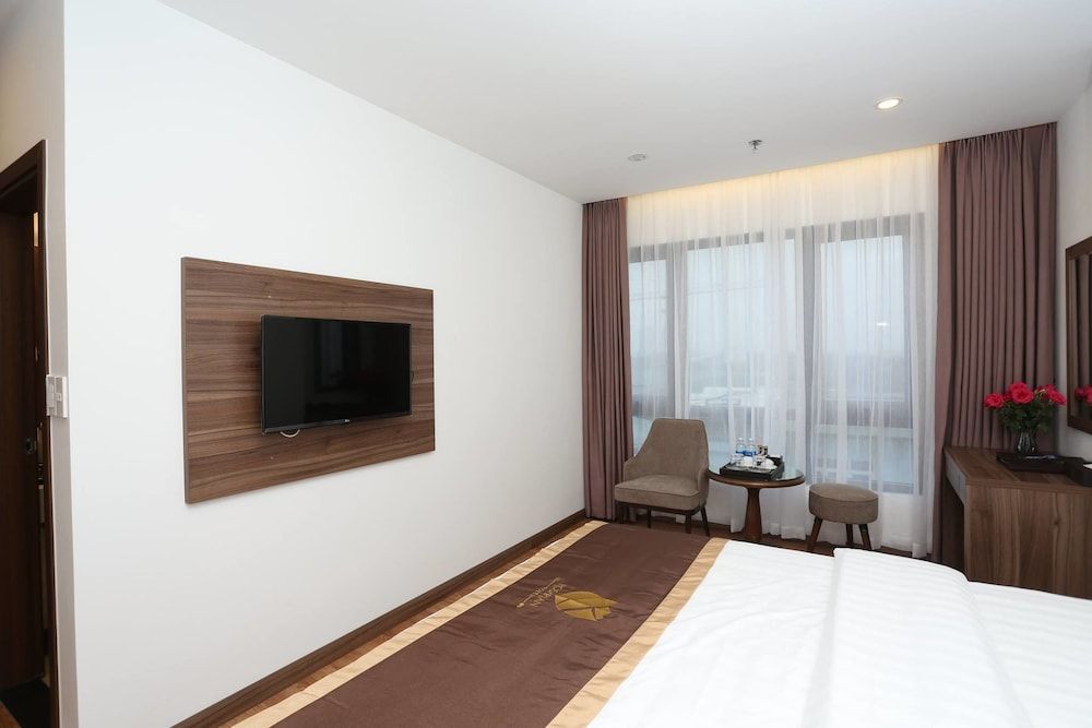 Rosarian Hotel Deluxe Double Room 9