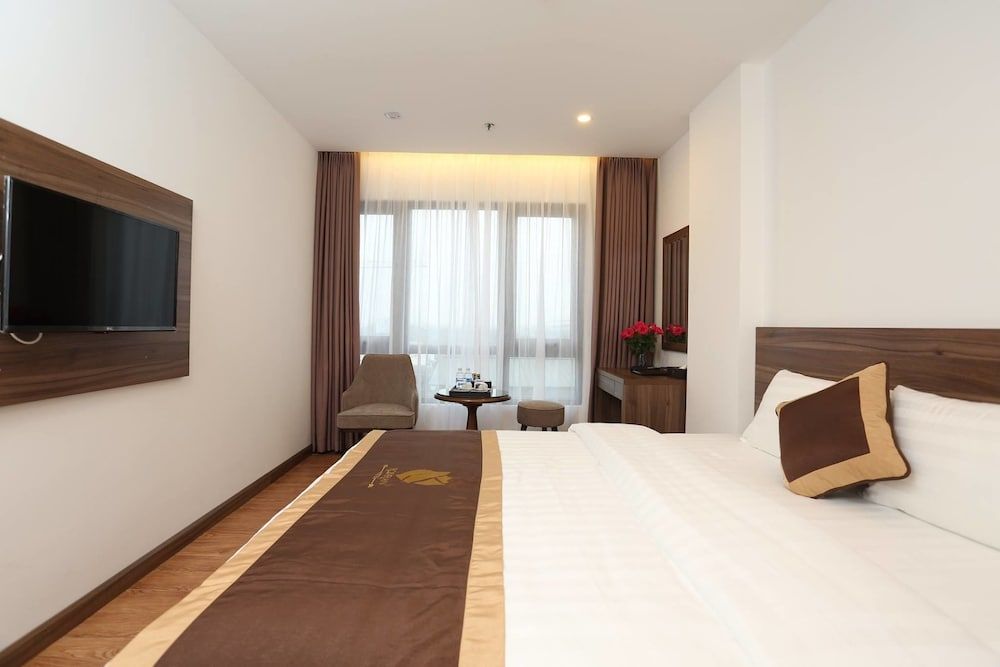 Rosarian Hotel Deluxe Double Room 8