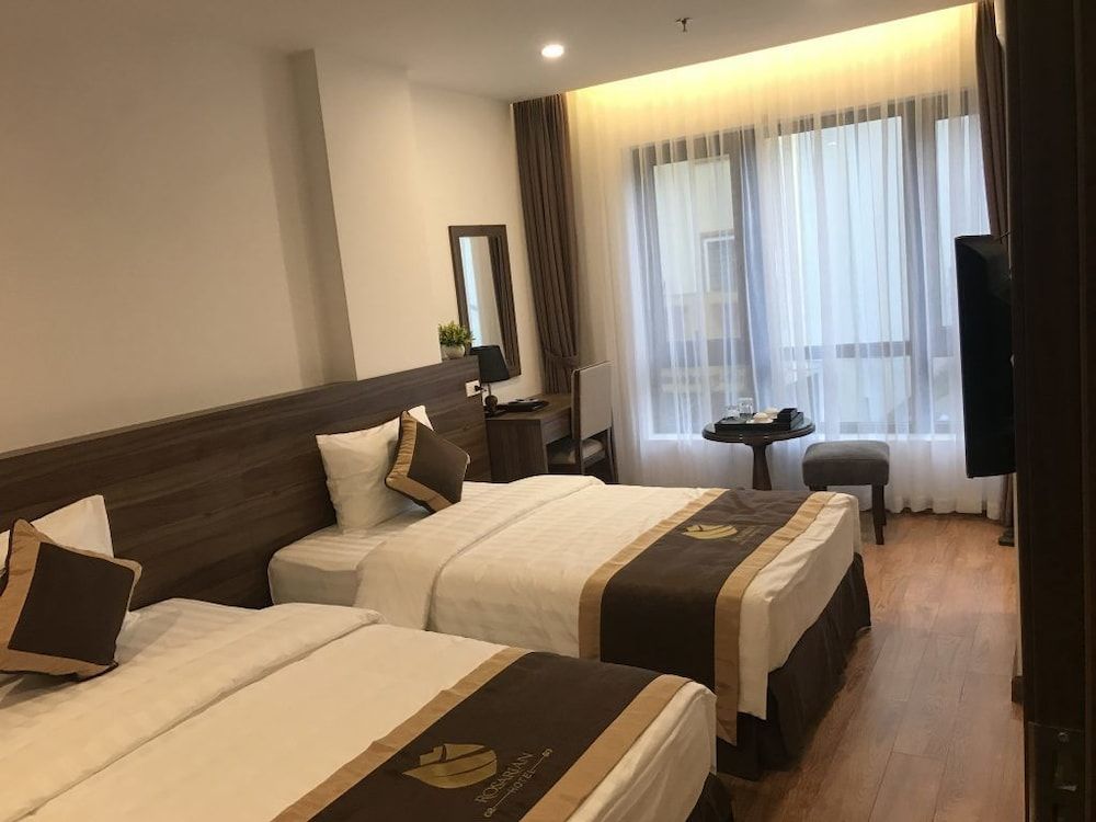 undefined Rosarian Hotel 6