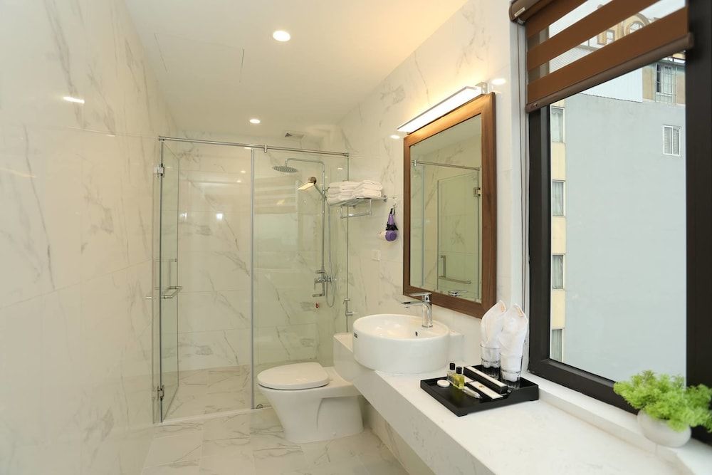 Rosarian Hotel Deluxe Double Room 15