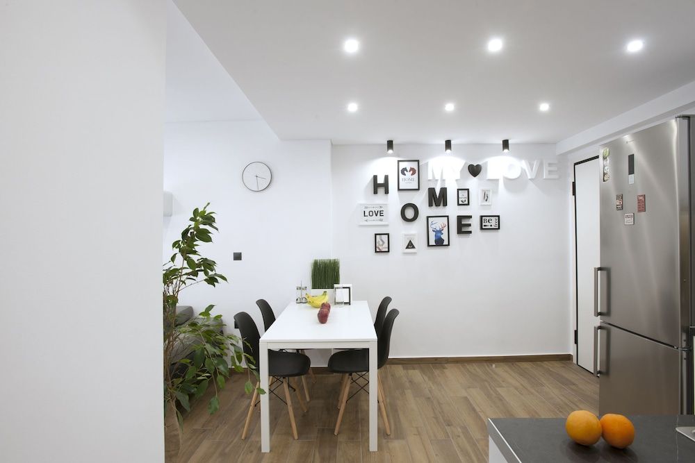undefined Α Koukaki, Modern Newly Refurbished Apartment 7