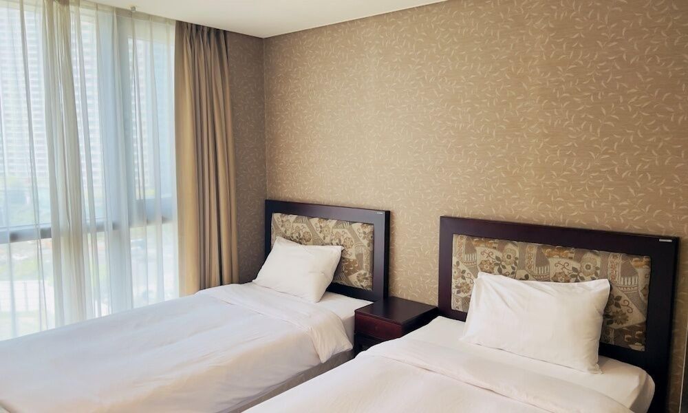 undefined Centum Victoria Hotel 9