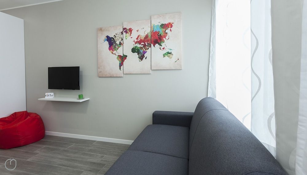 undefined Italianway   - Cadorna 10 - B 8