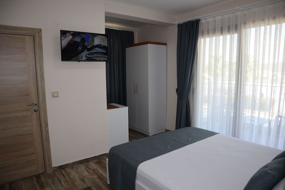 AURORA SIĞACIK HOTEL Aurora View Room with Double Balcony 5