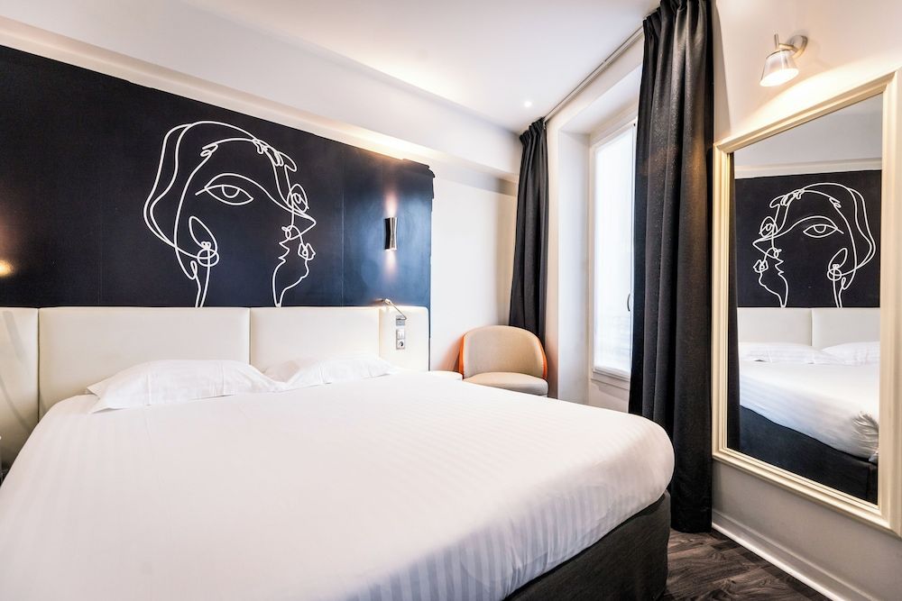 Hotel Montparnasse St Germain Classic Double Room 3