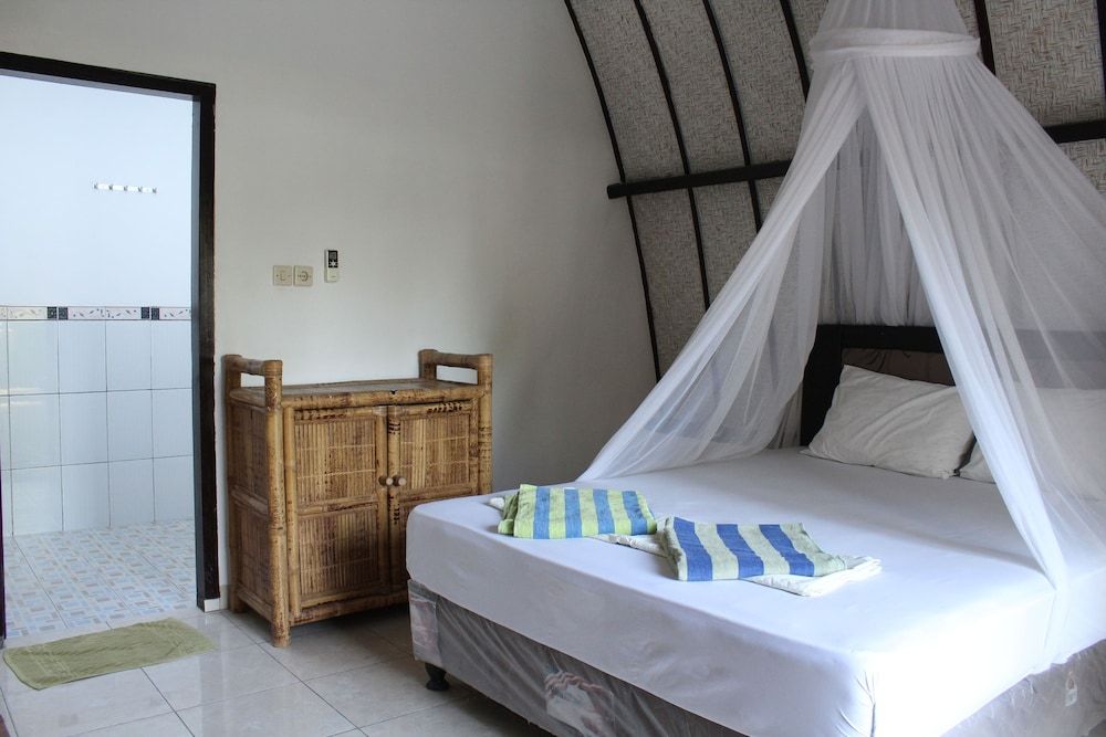 Standard Bungalow, Sea View