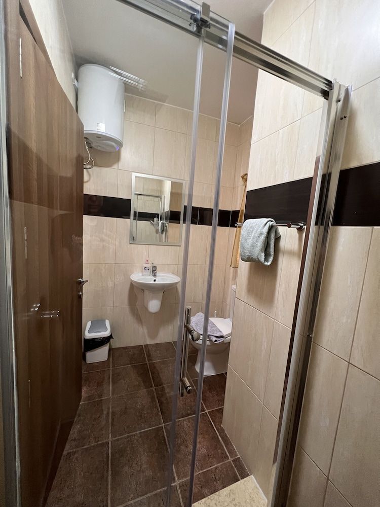 All Nations Holiday Home Superior Suite, 1 King Bed, Balcony, Sea View 10