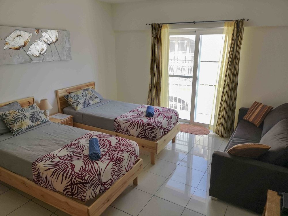 All Nations Holiday Home Family Triple Room, Balcony, City View 2