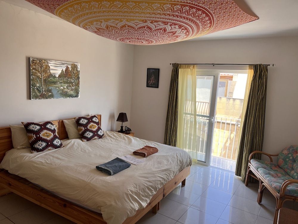 All Nations Holiday Home Superior Suite, 1 King Bed, Balcony, Sea View 4