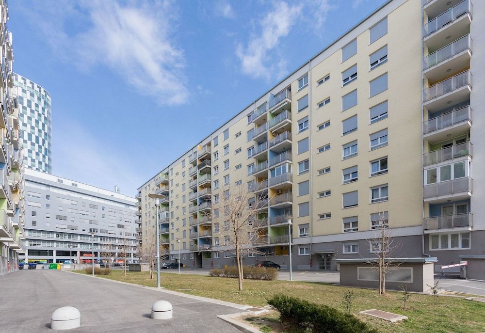 undefined Cute and Sunny Studio in Zagreb With Balcony & Free Parking