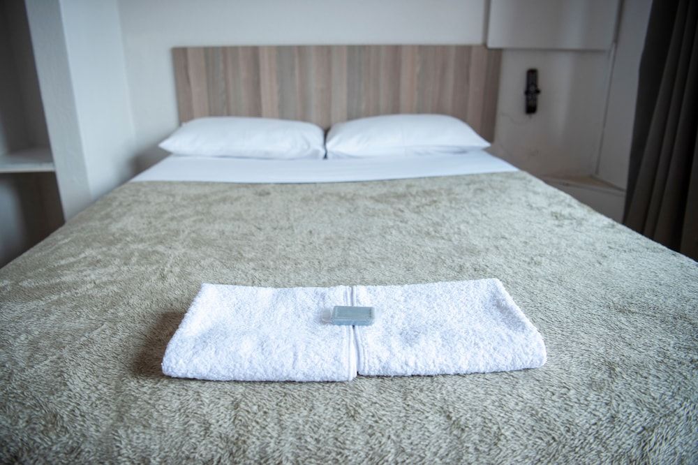 Ecomotel Isando Standard Room 3